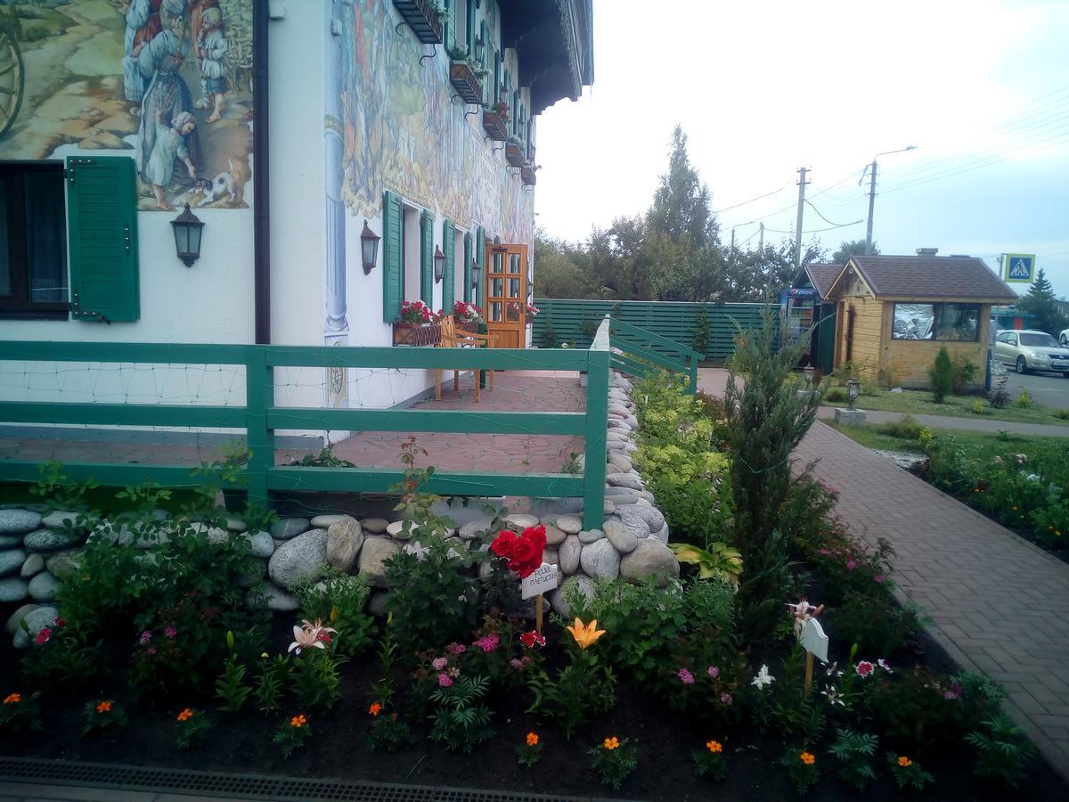 Hotel Muravskiy Trakt Zhdanov Exterior foto